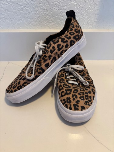 Vans leopard print lace-up